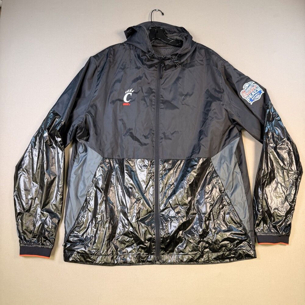 Under Armour Cincinnati Bearcats 2021 Peach Bowl Jacket Men’s XXL UA Recover